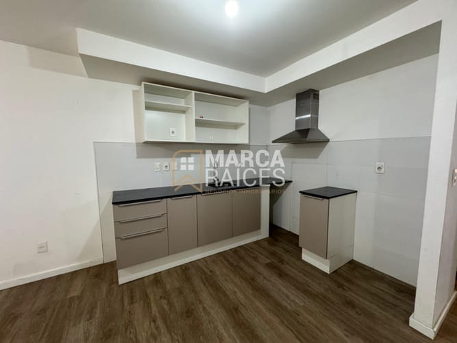 Alquiler Apartamento 1 Dormitorio Patio Garage Cordon Sur Montevideo · Foto 4