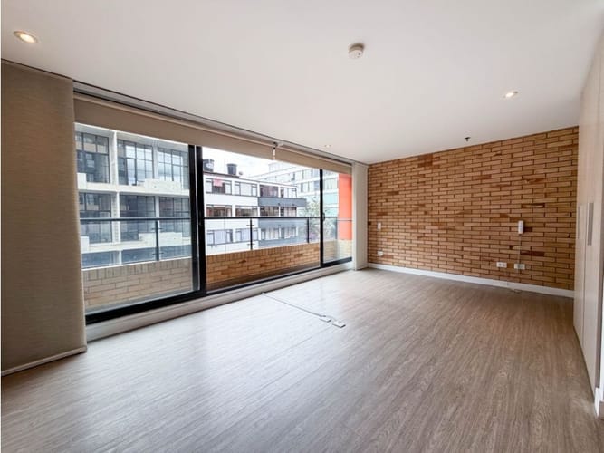 Apartaestudio en venta en Chapinero, Bogotá, 39 m² · foto 2 de 18
