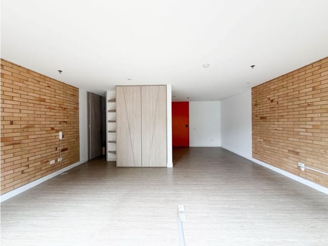 Apartaestudio en venta en Chapinero, Bogotá, 39 m² · foto 8 de 18