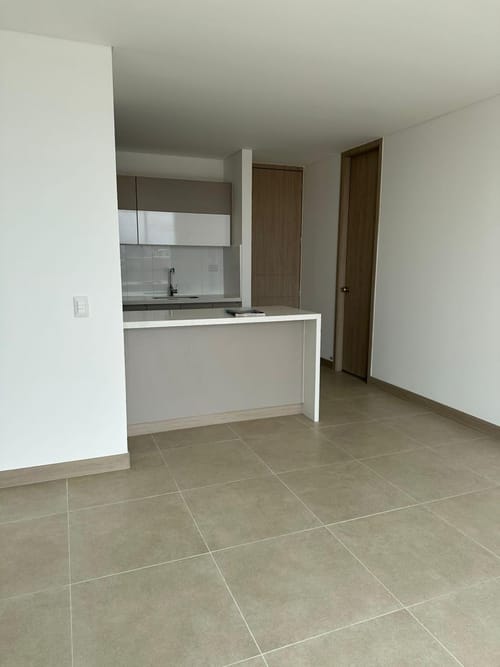 Apartamento de 3 alcobas en venta en Valle Del Lili, Cali, 112 m² · foto 3 de 12