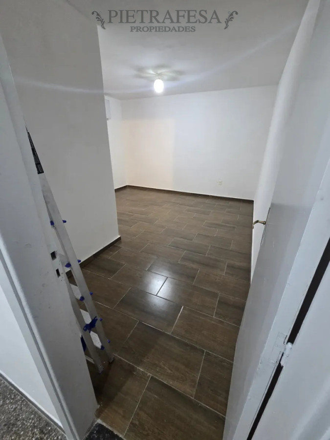 Apartamento en alquiler, 1 dormitorio, 1 baño. Perez Castellanos. · Foto 7