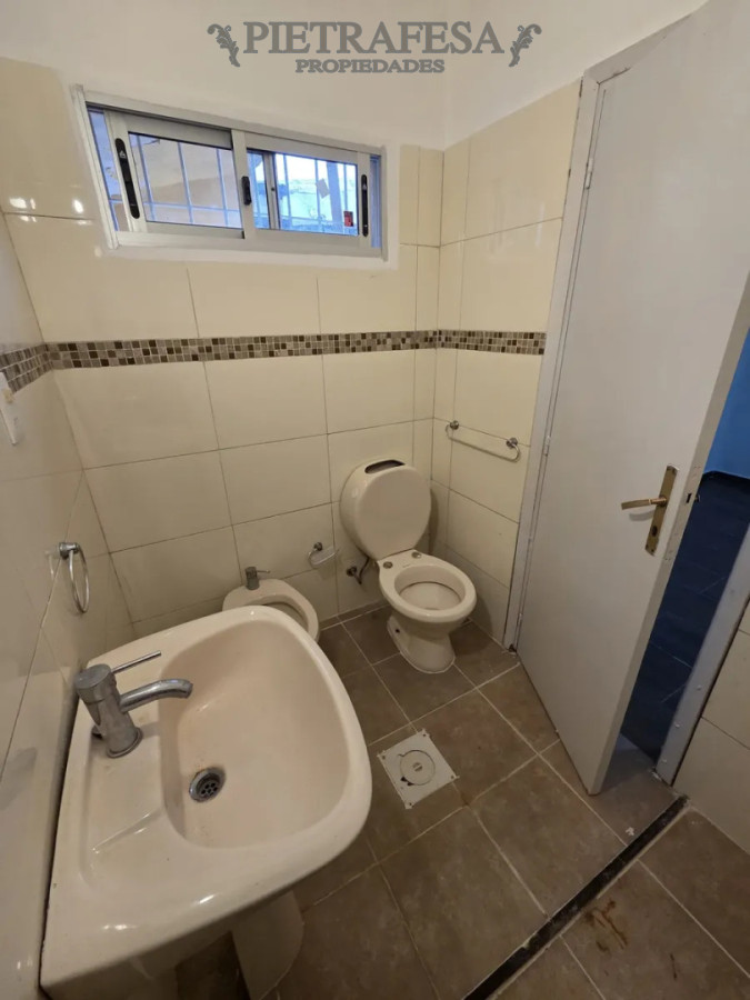 Apartamento en alquiler, 1 dormitorio, 1 baño. Perez Castellanos. · Foto 12