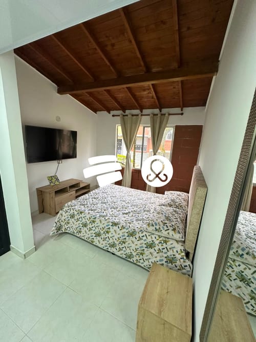 Casa de 4 alcobas en venta en Cabecera San Antonio De Prado, Medellín, 105 m² · foto 6 de 10
