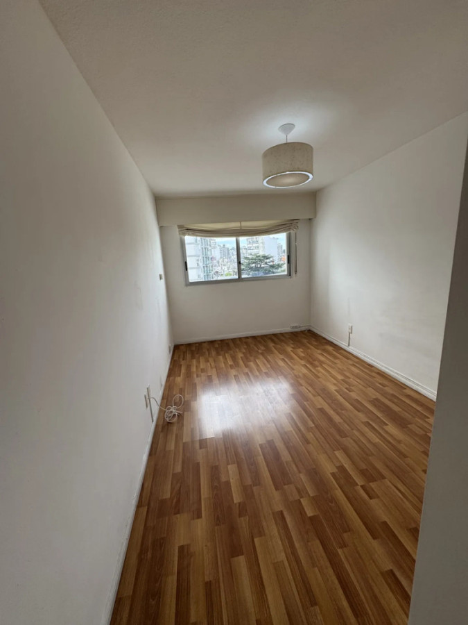 Alquiler Apartamento De 1 Dormitorio Terraza Garaje Luminoso En Pocitos · Foto 8