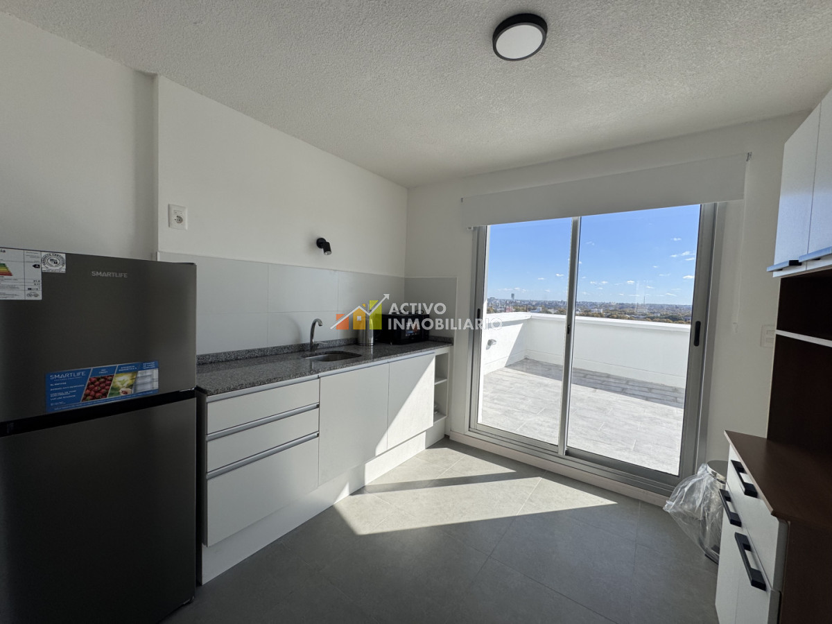 Alquiler apartamento amoblado 1 dormitorio + balcón + garage - Tres Cruces · Foto 12