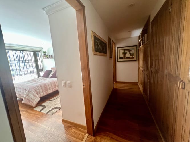 Apartamento de 3 alcobas en venta en San Patricio, Bogotá, 197 m² · foto 8 de 23