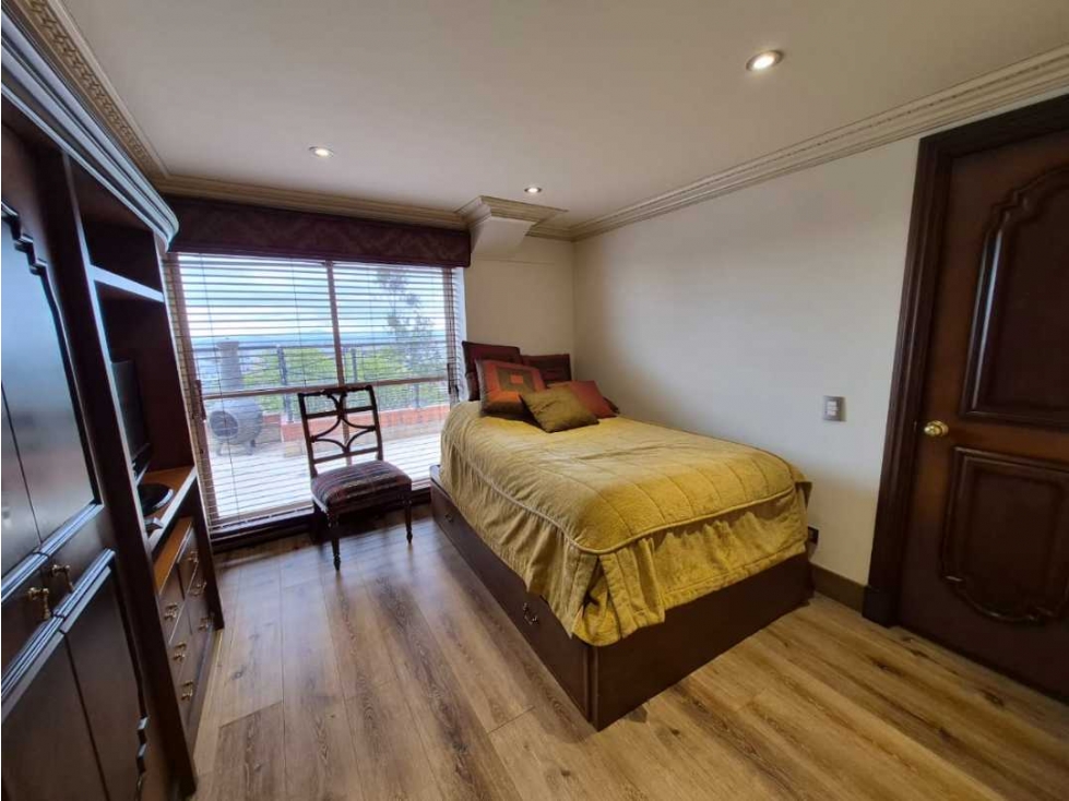 Apartamento en venta en Los Rosales, Bogotá · foto 7 de 24