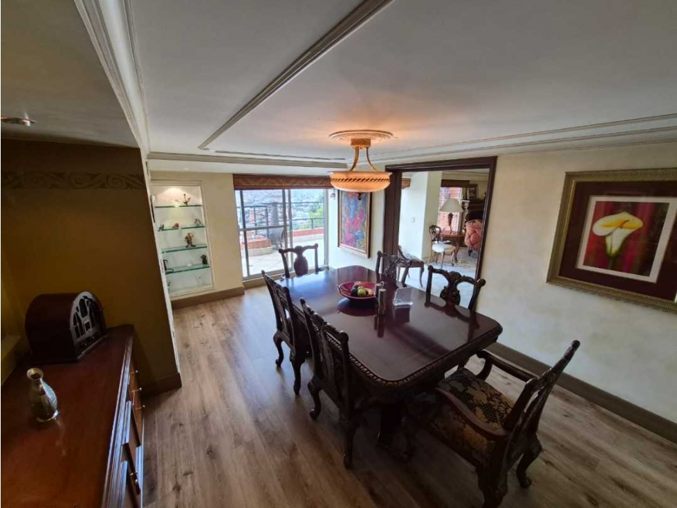 Apartamento en venta en Los Rosales, Bogotá · foto 10 de 24