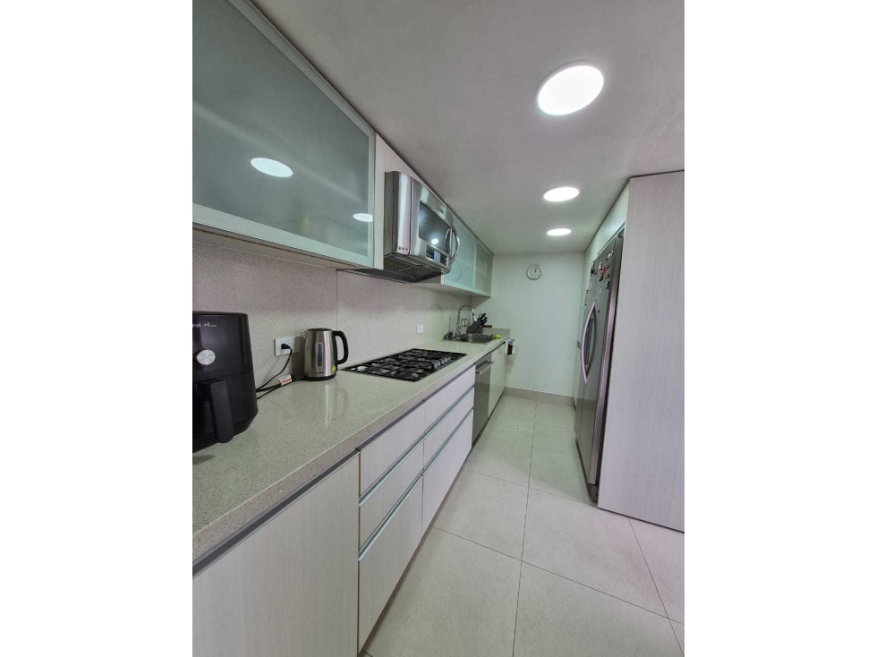 Apartamento en venta en Los Rosales, Bogotá · foto 14 de 24