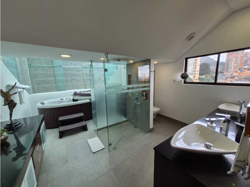 Apartamento en venta en Los Rosales, Bogotá · foto 22 de 24