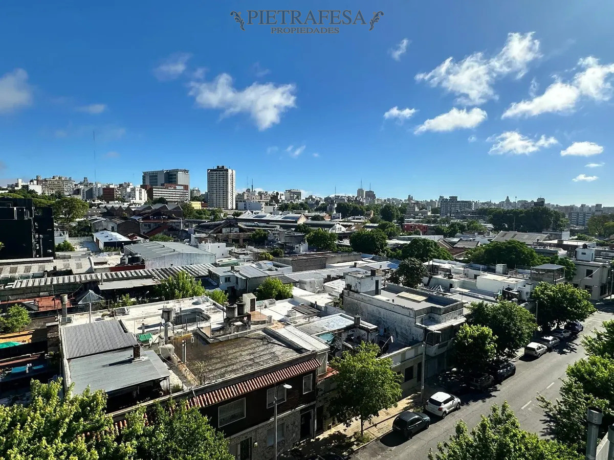 Apartamento en alquiler, 1 dormitorio, 1 baño, balcón, terraza, garaje. Tres Cruces. · Foto 6