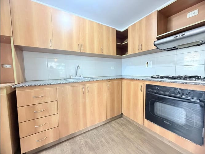 Apartamento de 3 alcobas en venta en La Florida, Medellín, 87 m² · foto 3 de 24