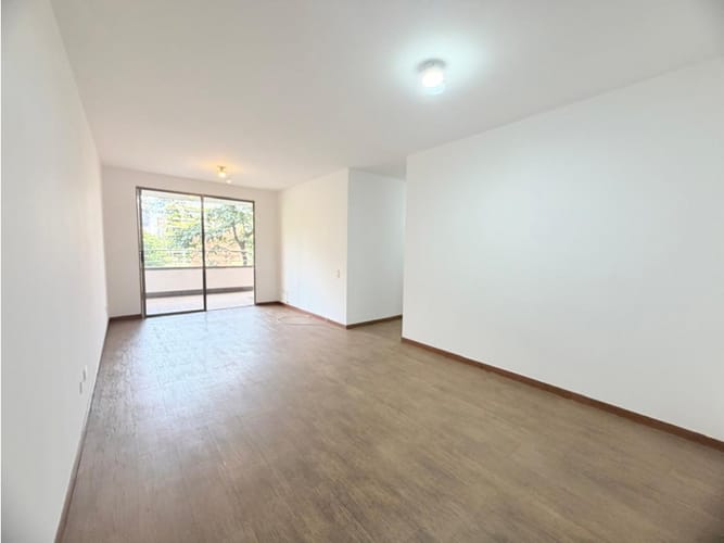 Apartamento de 3 alcobas en venta en La Florida, Medellín, 87 m² · foto 7 de 24
