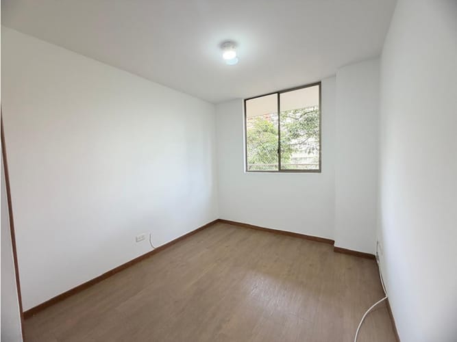 Apartamento de 3 alcobas en venta en La Florida, Medellín, 87 m² · foto 9 de 24