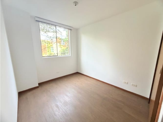 Apartamento de 3 alcobas en venta en La Florida, Medellín, 87 m² · foto 17 de 24