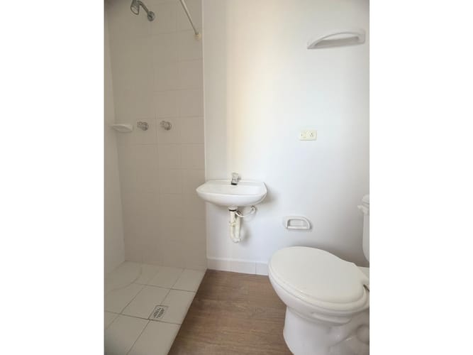 Apartamento de 3 alcobas en venta en La Florida, Medellín, 87 m² · foto 19 de 24