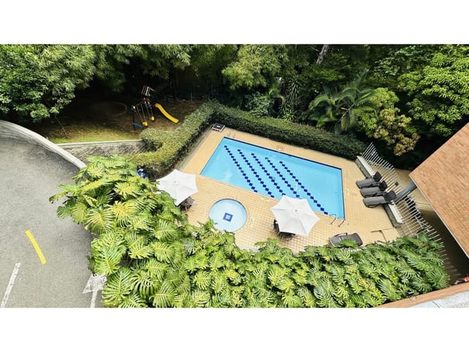 Apartamento de 3 alcobas en venta en La Florida, Medellín, 87 m² · foto 21 de 24
