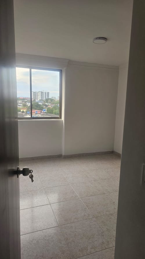 Apartamento de 4 alcobas en venta en Las Granjas, Neiva, 94 m² · foto 16 de 16