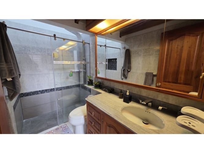 Apartaestudio en venta en San Jose De Bavaria, Bogotá, 450 m² · foto 20 de 24