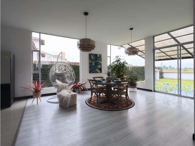 Casa de 4 alcobas en arriendo en La Diana, Sopó, 398 m² · foto 2 de 20