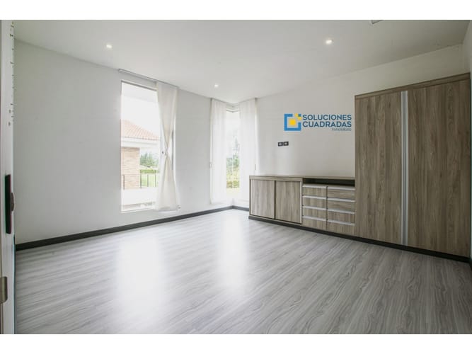 Casa de 4 alcobas en arriendo en La Diana, Sopó, 398 m² · foto 10 de 20
