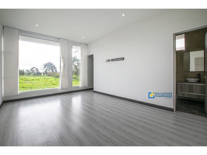 Casa de 4 alcobas en arriendo en La Diana, Sopó, 398 m² · foto 12 de 20