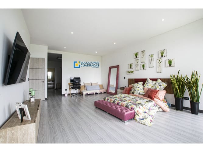Casa de 4 alcobas en arriendo en La Diana, Sopó, 398 m² · foto 17 de 20