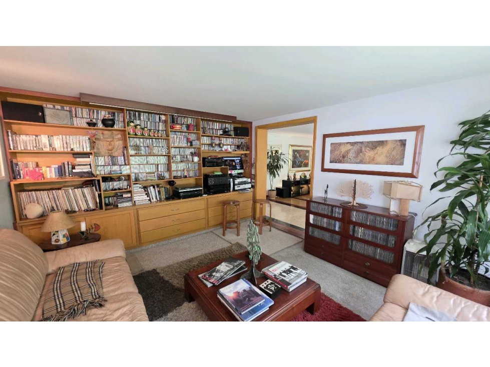Casa en venta en Niza, Bogotá · foto 5 de 24