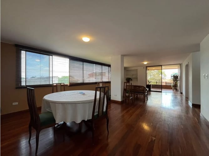 Apartamento de 3 alcobas en venta en Cristales, Cali, 170 m² · foto 7 de 13
