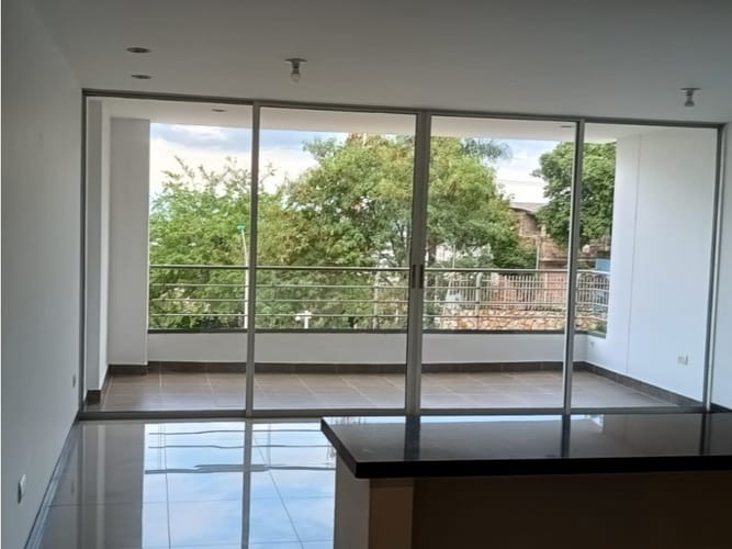 Apartamento de 3 alcobas en venta en Cristales, Cali, 114 m² · foto 3 de 14