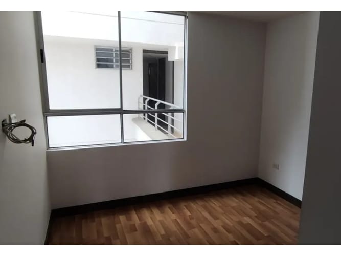 Apartamento de 3 alcobas en venta en Cristales, Cali, 114 m² · foto 12 de 14
