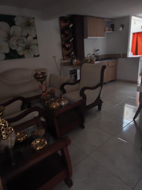 Casa de 3 alcobas en venta en El Lauro, Candelaria, 110 m² · foto 2 de 19