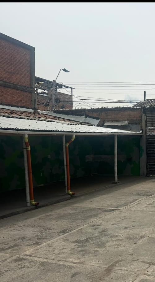 Bodega en venta en Troncal, Cali, 170 m² · foto 5 de 9