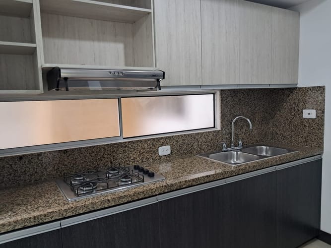 Apartamento de 3 alcobas en venta en Barrio Nuevo, Palmira, 72 m² · foto 2 de 9