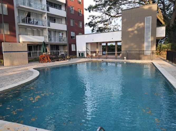 Apartamento de 3 alcobas en venta en Barrio Nuevo, Palmira, 72 m² · foto 3 de 9