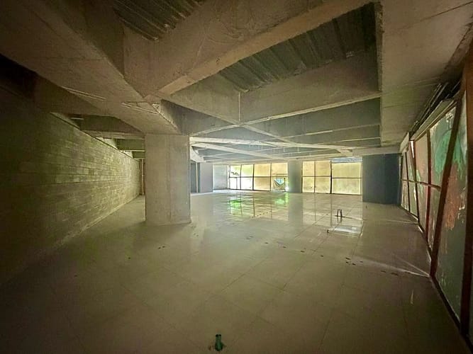 Local en venta en U. Dep. A. Galindo Plaza Toros, Cali, 241 m² · foto 4 de 10