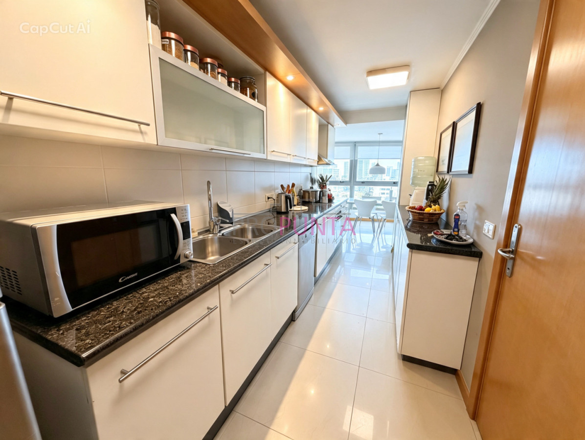 Apartamento de 3 dormitorios en venta y alquiler, brava, zona Roosevelt. Punta del Este. · Foto 9