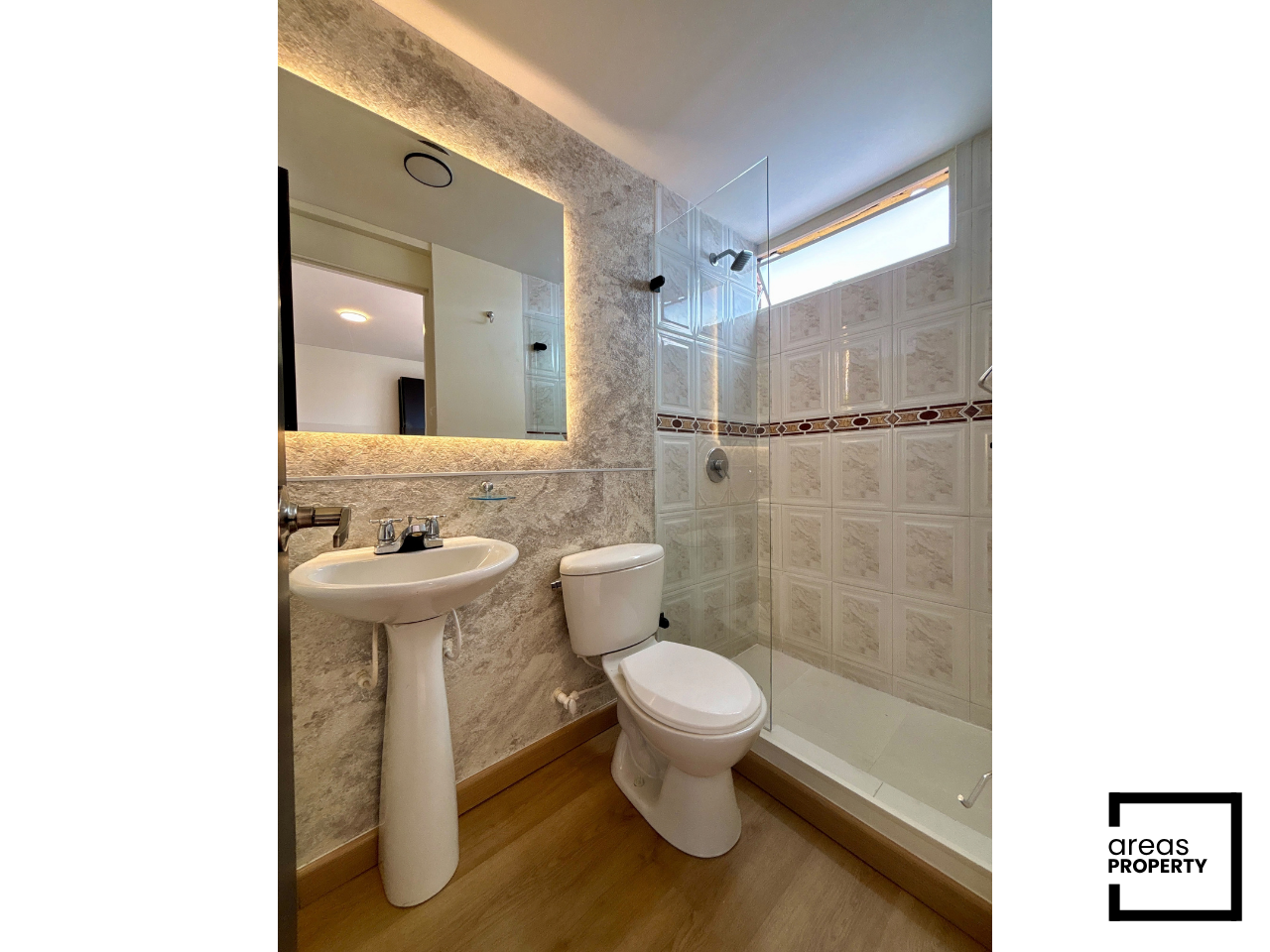 Apartamento en venta en Provivienda Oriental, Bogotá · foto 6 de 16