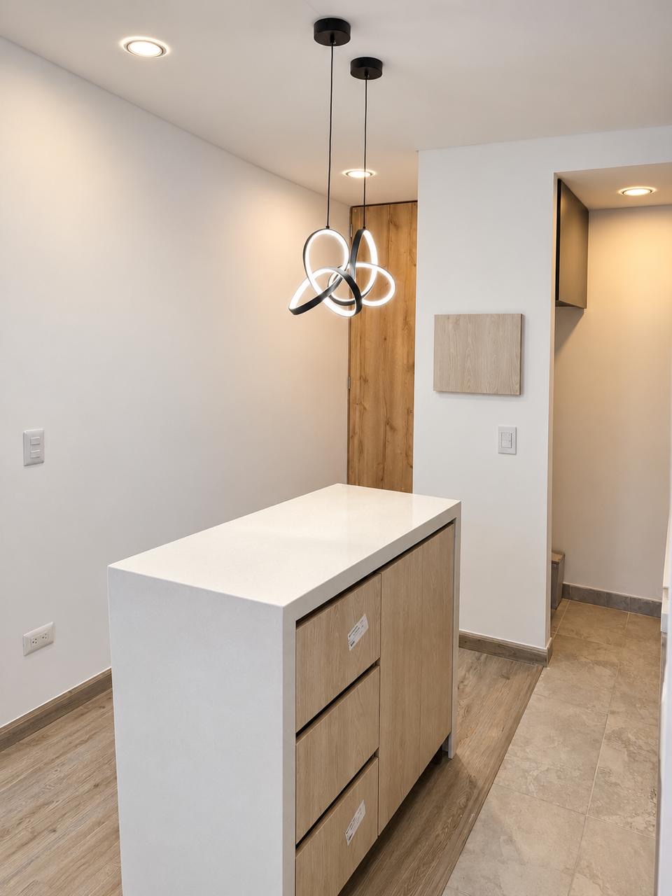 Apartamento de 2 habitaciones en arriendo en Samper Mendoza, Bogotá — imagen 1 de 19