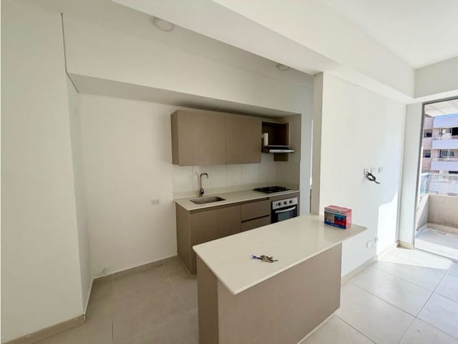Apartamento de 3 alcobas en venta en Las Vegas, Envigado, 73 m² · foto 2 de 5