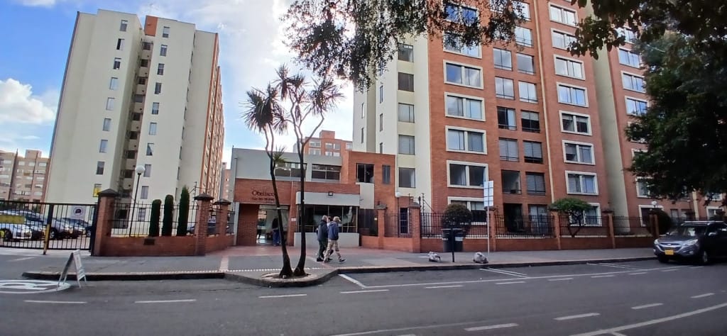 Apartamento en Arriendo en Ciudad salitre, Bogotá