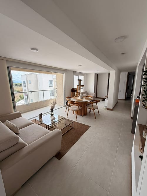 Apartamento de 3 alcobas en venta en Las Mercedes, Jamundí, 90 m² · foto 2 de 17