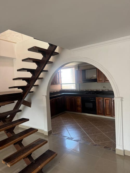 Apartamento de 3 alcobas en venta en Laureles, Medellín, 277 m² · foto 5 de 16