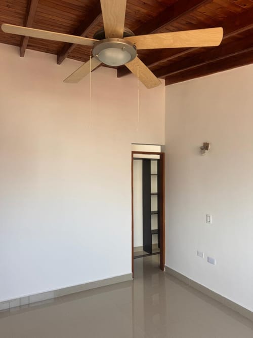 Apartamento de 3 alcobas en venta en Laureles, Medellín, 277 m² · foto 10 de 16