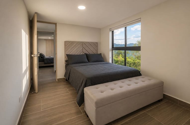Casa de 7 alcobas en venta en Loma Del Chocho, Envigado, 850 m² · foto 9 de 23
