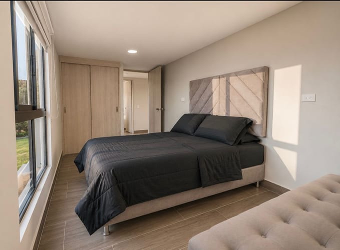 Casa de 7 alcobas en venta en Loma Del Chocho, Envigado, 850 m² · foto 14 de 23