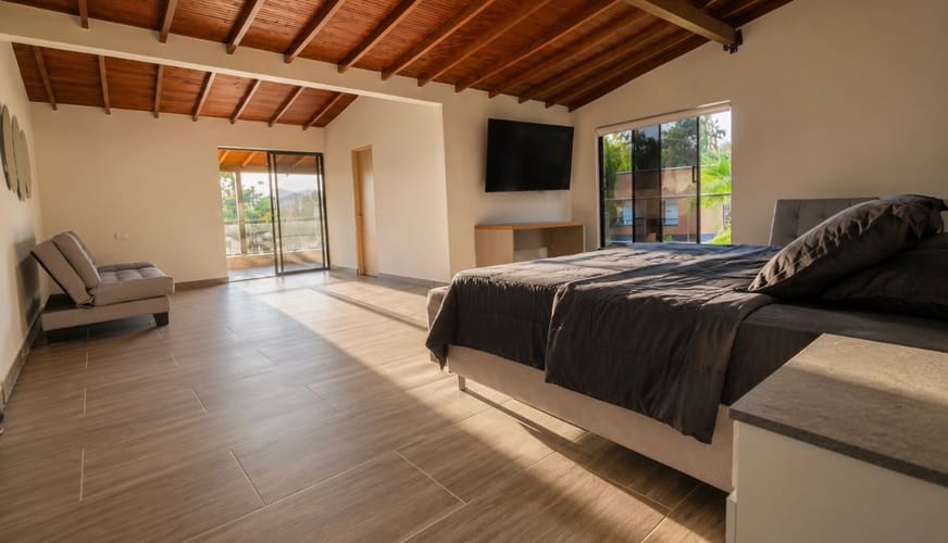 Casa de 7 alcobas en venta en Loma Del Chocho, Envigado, 850 m² · foto 21 de 23