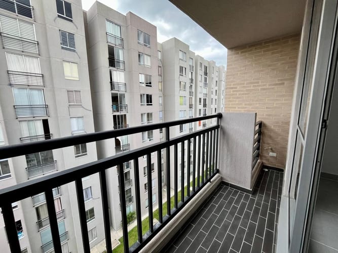 Apartamento de 2 alcobas en venta en 20 De Julio, Villavicencio, 57 m² · foto 8 de 23