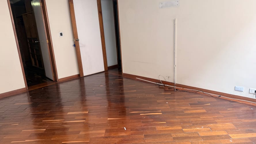 Apartamento de 3 alcobas en venta en Santa Barbara Central, Bogotá, 241 m² · foto 24 de 24