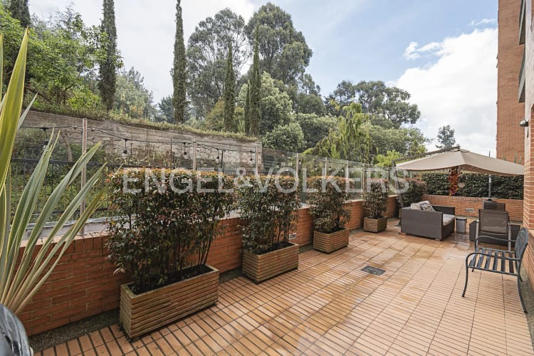 Apartamento de 3 alcobas en venta en Cerros De Suba, Bogotá, 202 m² · foto 10 de 20